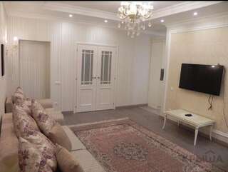 Апартаменты Apartment on Nazarbayeva 223 Алматы-1